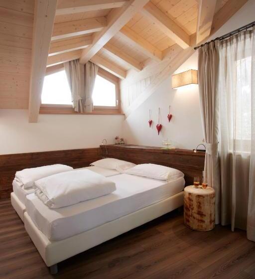 هتل Chalet Vites Mountain