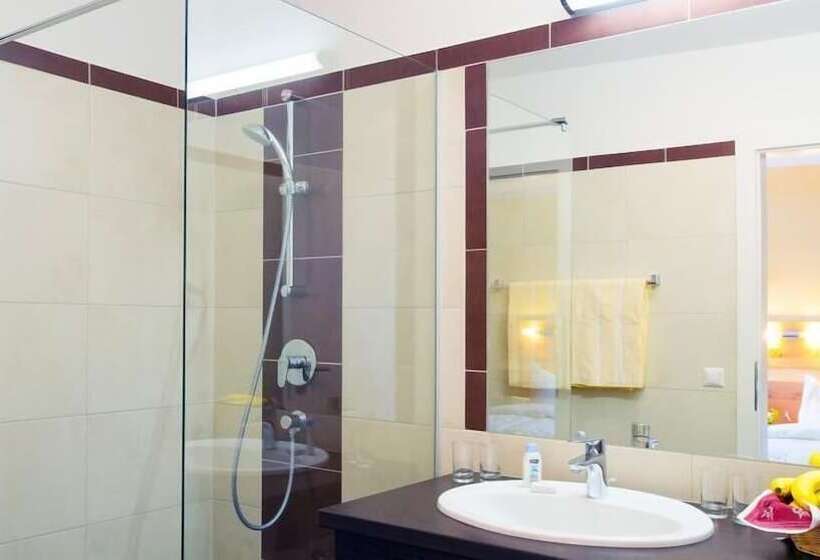 בית מלון כפרי Familiengut Ertlhof