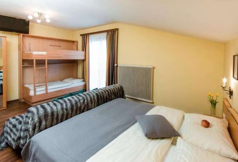 בית מלון כפרי Familiengut Ertlhof