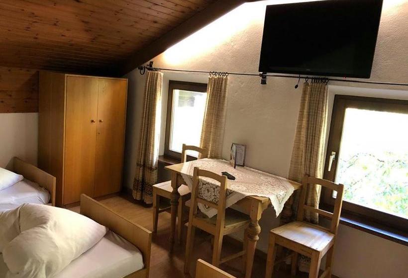 בית מלון כפרי Gasthof Goldenes Lamm