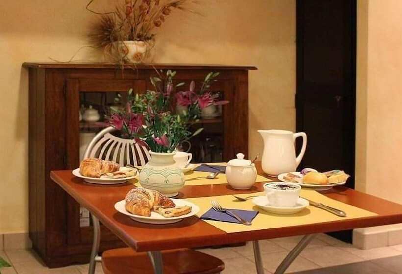 Отель Ghibellino