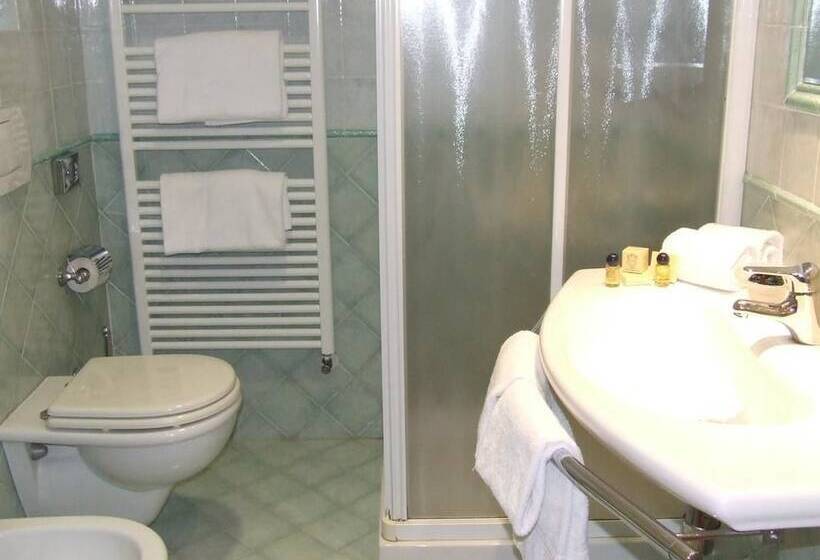 Отель Ghibellino