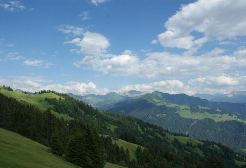فندق Gästehaus Alpina In Fanas