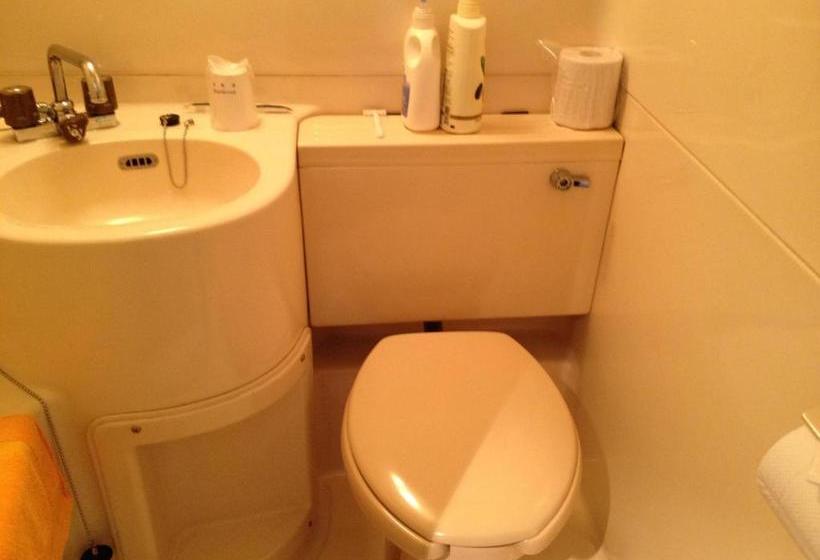 בית מלון כפרי Hirosaki Ekimae