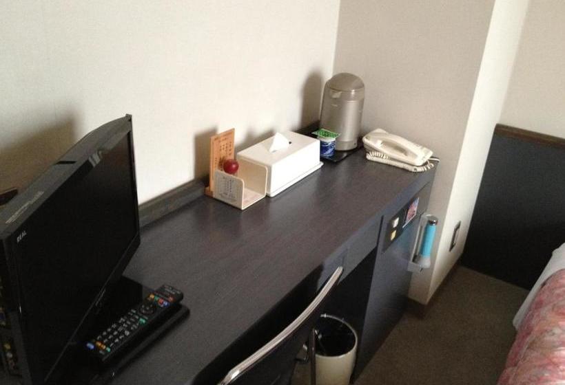 בית מלון כפרי Hirosaki Ekimae