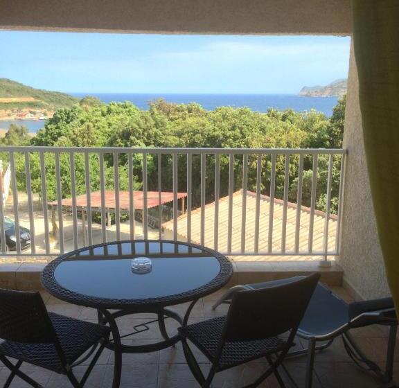 호텔 Hôtel Camparellu