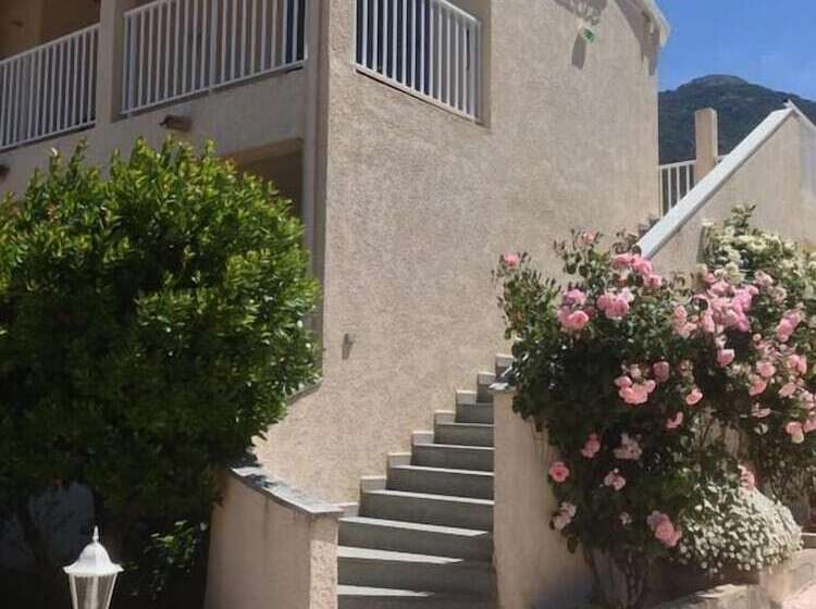 호텔 Hôtel Camparellu