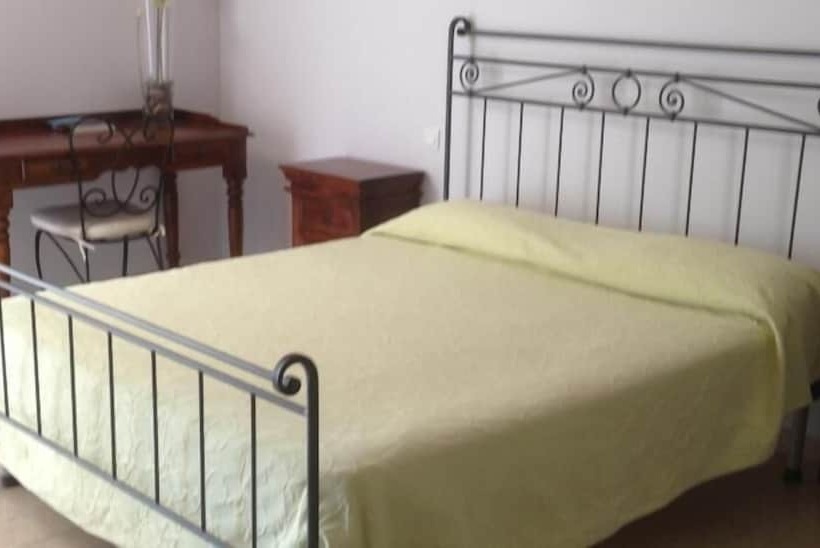 호텔 Hôtel Camparellu