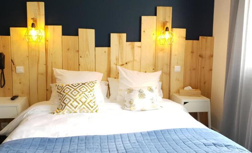 ホテル Hôtel La Baïne