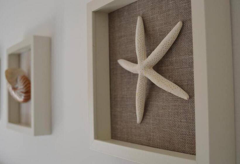 فندق International