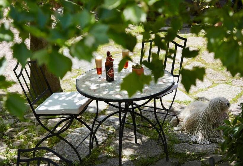 酒店 Karnelund Krog & Rum