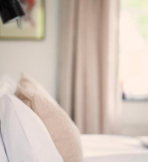 酒店 Karnelund Krog & Rum