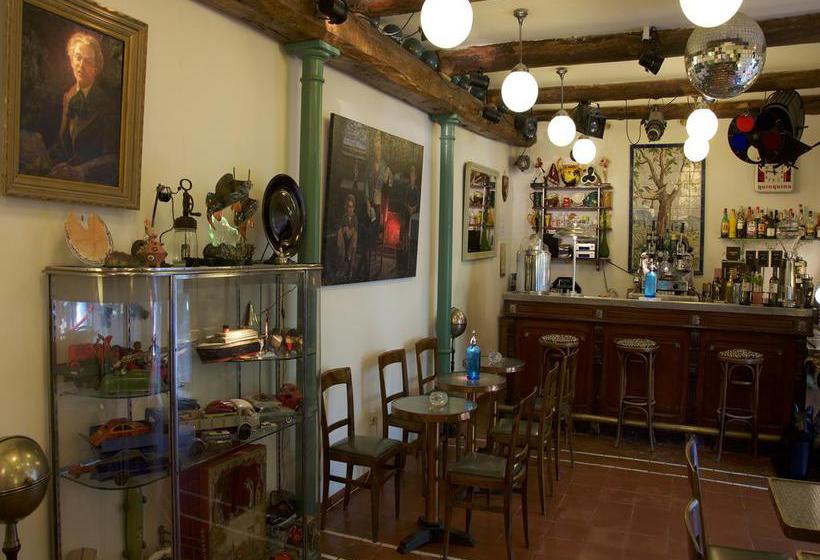 ホテル La Ferme Rose Hôtel De Charme