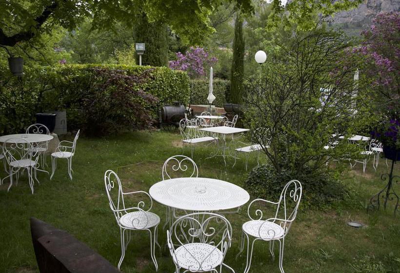 ホテル La Ferme Rose Hôtel De Charme