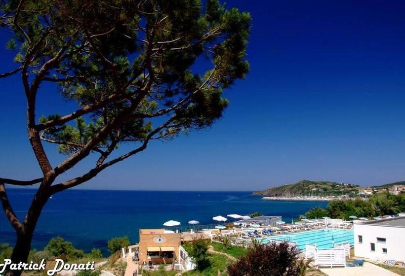 호텔 La Rosa Dei Venti Resort