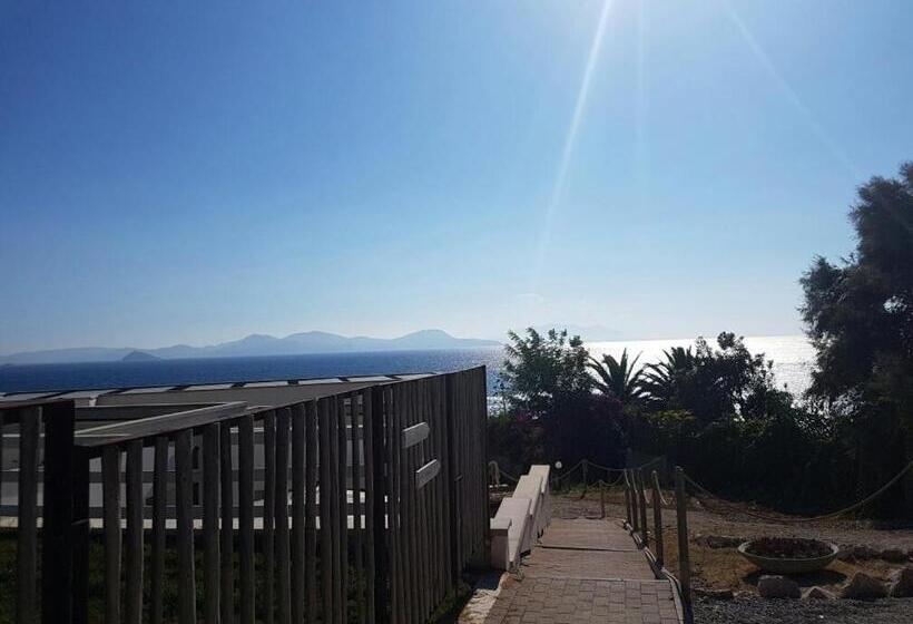 בית מלון כפרי La Rosa Dei Venti Resort