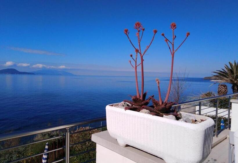 בית מלון כפרי La Rosa Dei Venti Resort