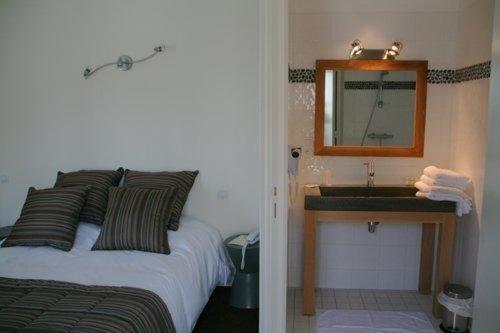 Отель Le Suroit