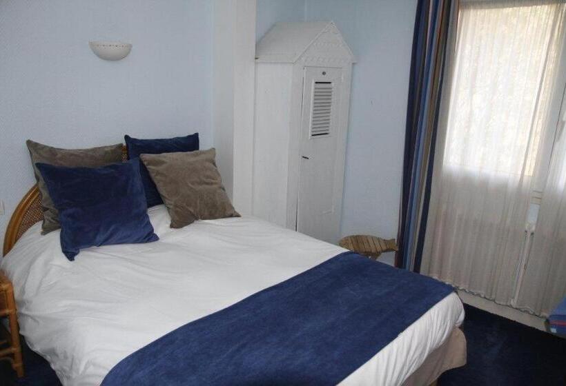 Отель Le Suroit