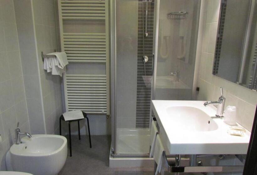 ホテル Leon Bianco