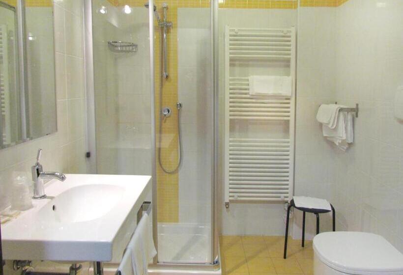 ホテル Leon Bianco