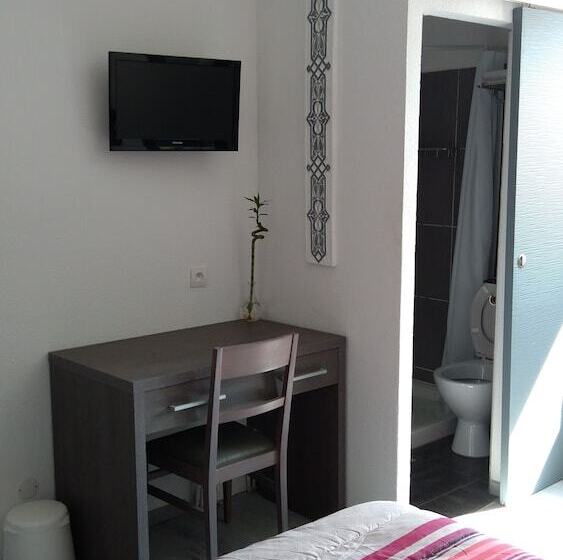 هتل Mauguio Center