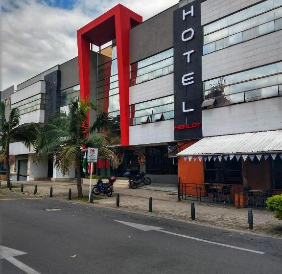 Отель Merlott 70