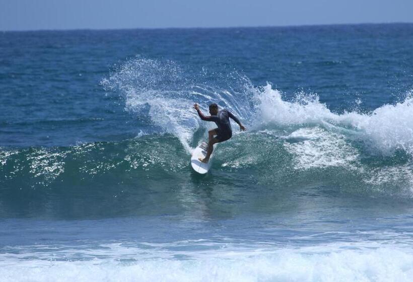 هتل Ocean View Happy Hill