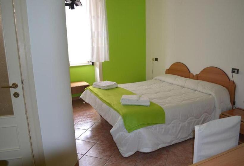 בית מלון כפרי Paradiso Della Zagara