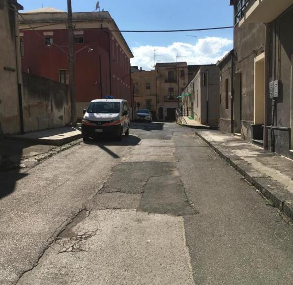 בית מלון כפרי Paradiso Della Zagara