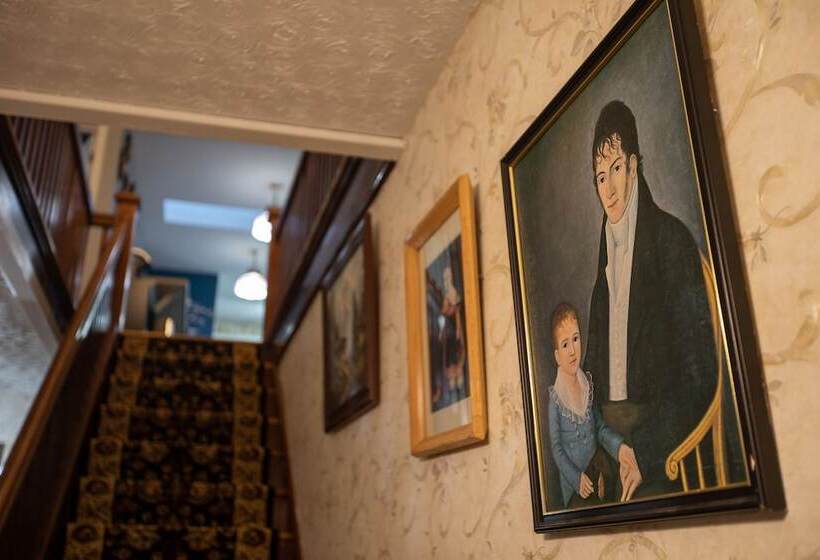 ホテル Prince Street Suites