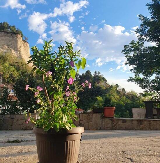 호텔 Slavova Krepost