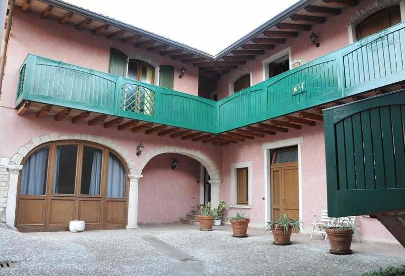 בית מלון כפרי Sogno