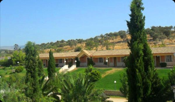 هتل Tenuta Santa Lucia