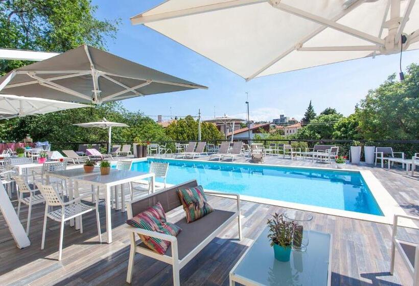 Hotel Villa Borgo Duino
