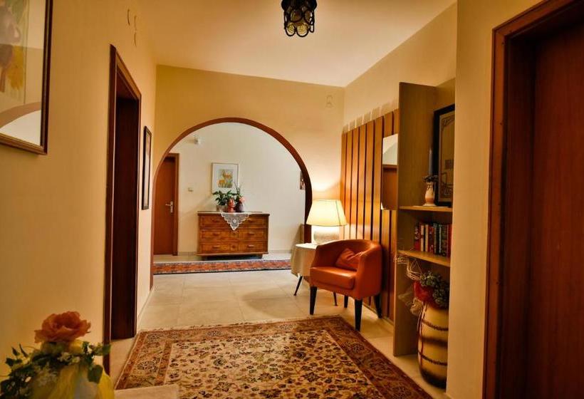 בית מלון כפרי Villnerhof