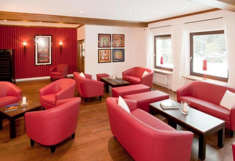 فندق Zum Goldenen Hirsch