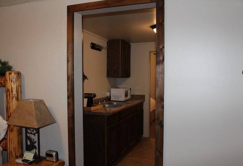 فندق على الطريق The Evergreen