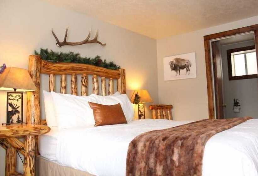 فندق على الطريق The Evergreen