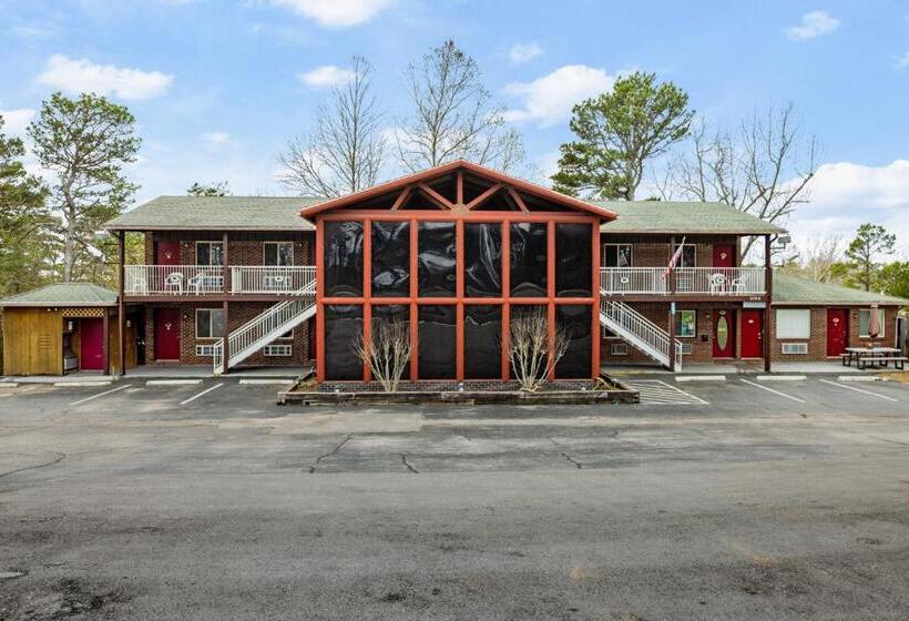 فندق على الطريق The Lookout Lodge