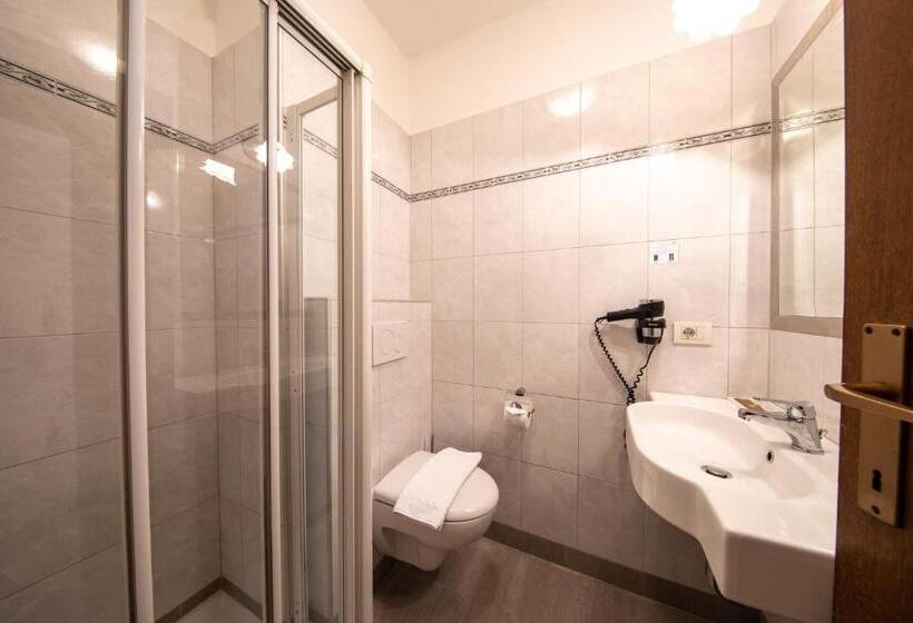 Palmengarten Hotel Gstör