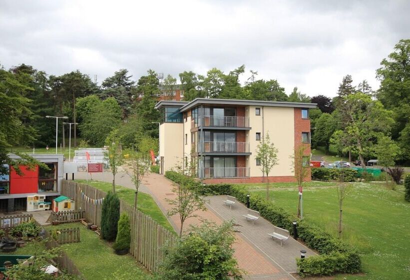 Perth Youth Hostel And Apartments