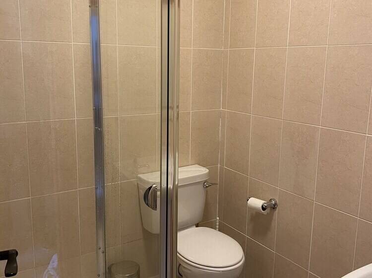 Racecourse Lodge Apartment