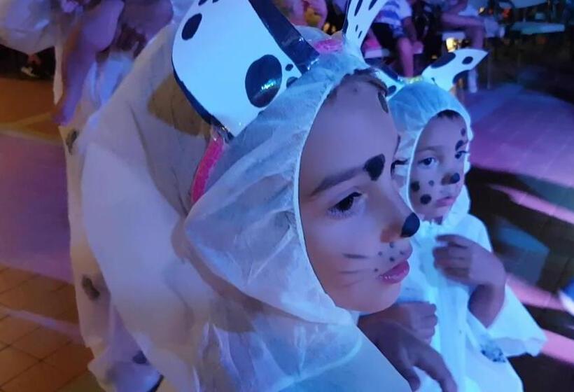 레지던스 Il Villaggio Di Giuele