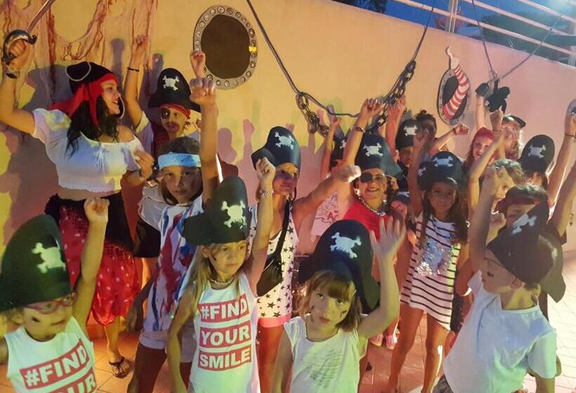 레지던스 Il Villaggio Di Giuele