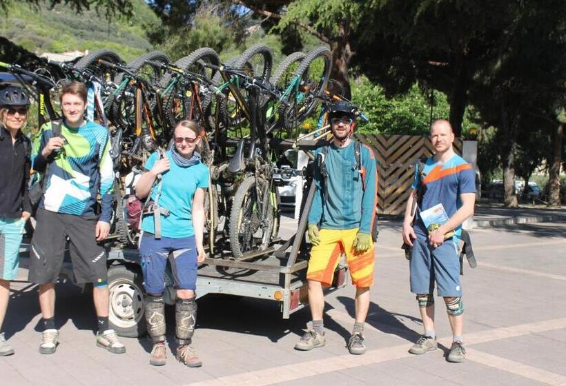 레지던스 Il Villaggio Di Giuele