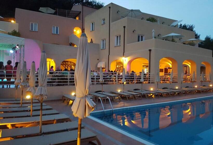 레지던스 Il Villaggio Di Giuele