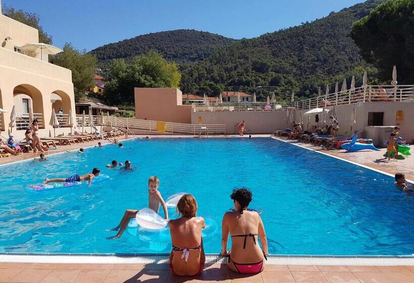 레지던스 Il Villaggio Di Giuele