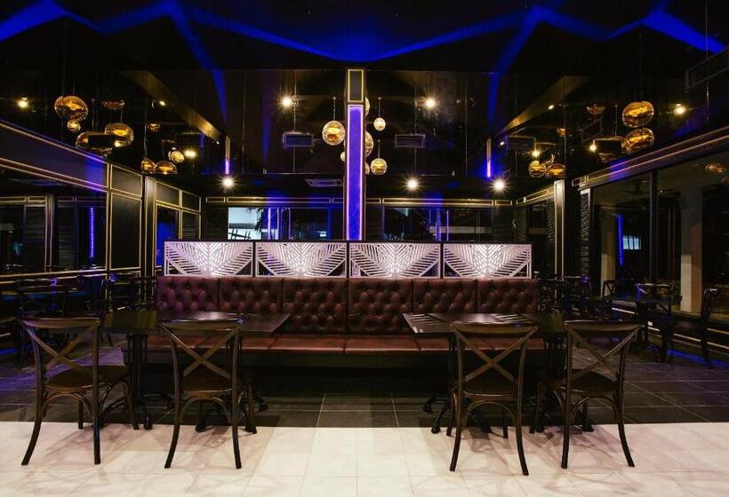 Sand & Sandals Desaru Beach Resort & Spa