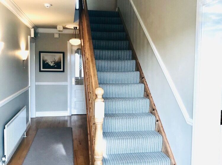 住宿加早餐  Westwinds